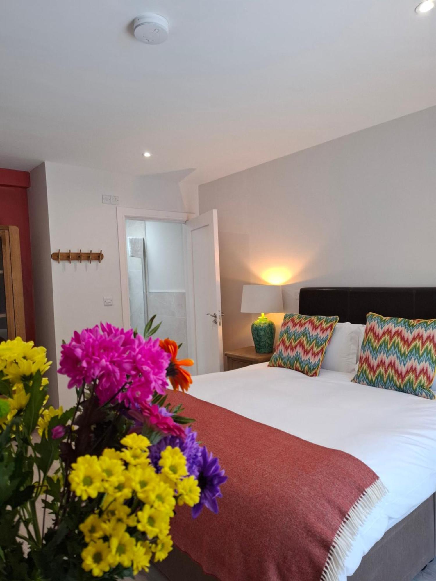 Granville House Apartments And Garden Suites Ballyferriter Zewnętrze zdjęcie
